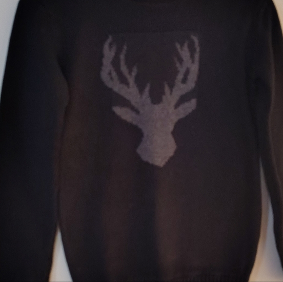 Boys Black Sweater Size 10 Featuring Grey Deer. - Picture 2 of 4